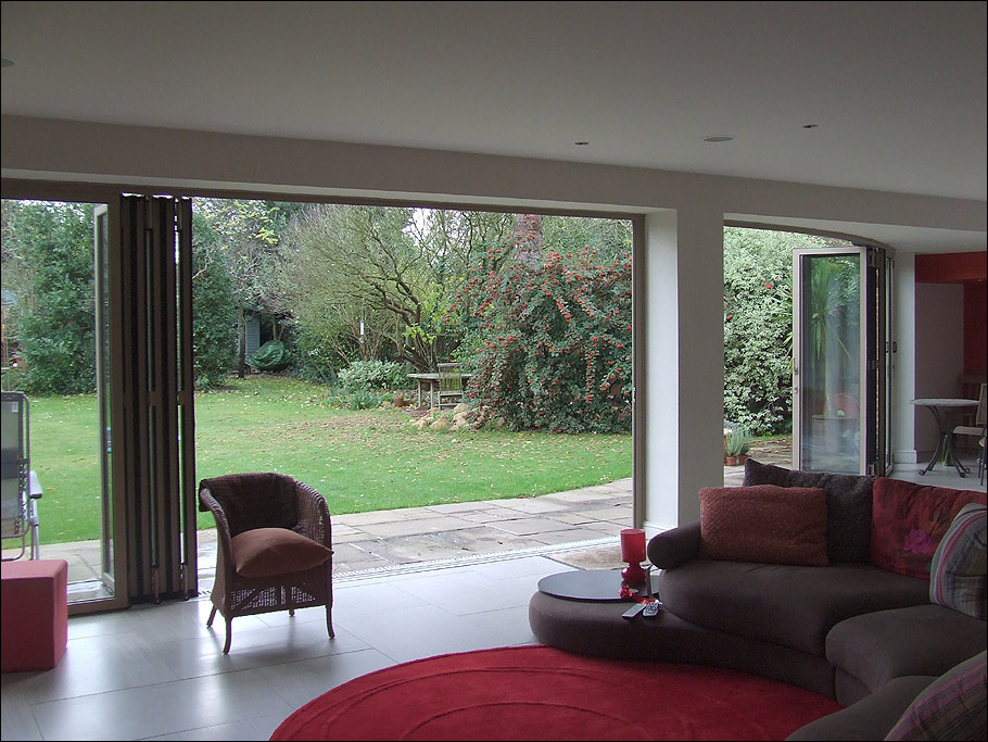 curved and moving corners